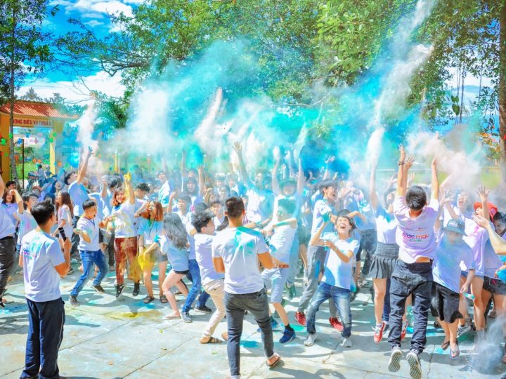 Gergious hottie in bikini looks amazing